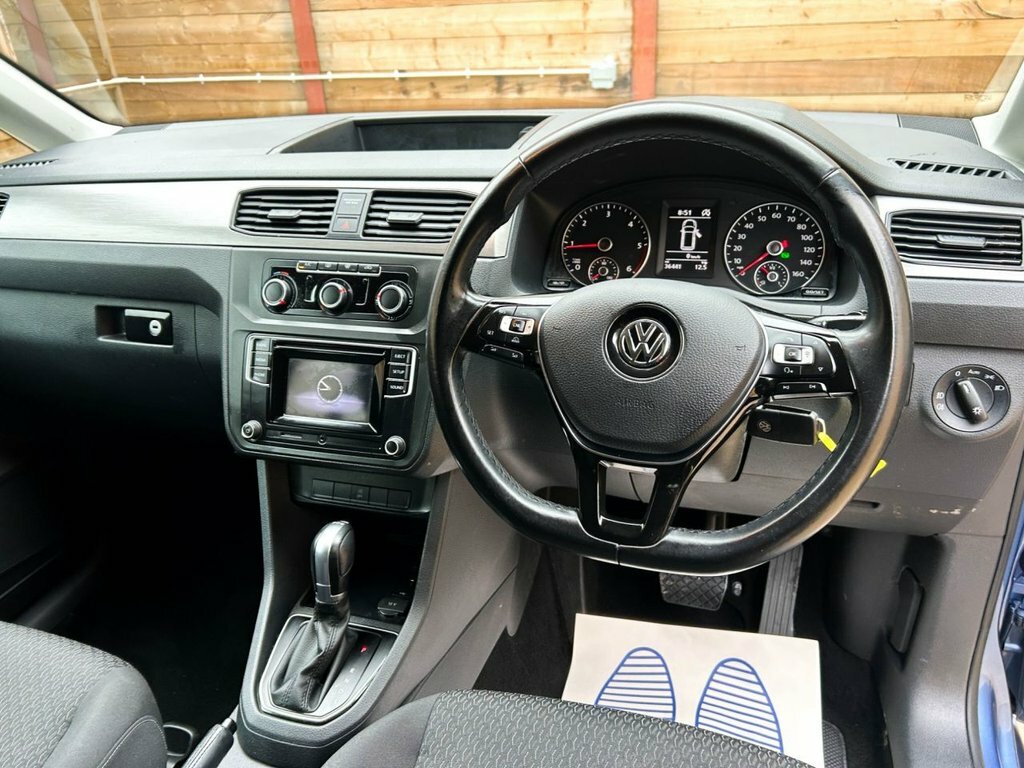 Volkswagen Caddy Maxi Life 2L Null NK68BJU Blue #2