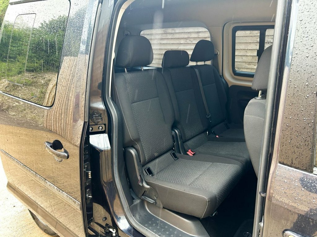 Volkswagen Caddy Maxi Life 2L Null Blue #20