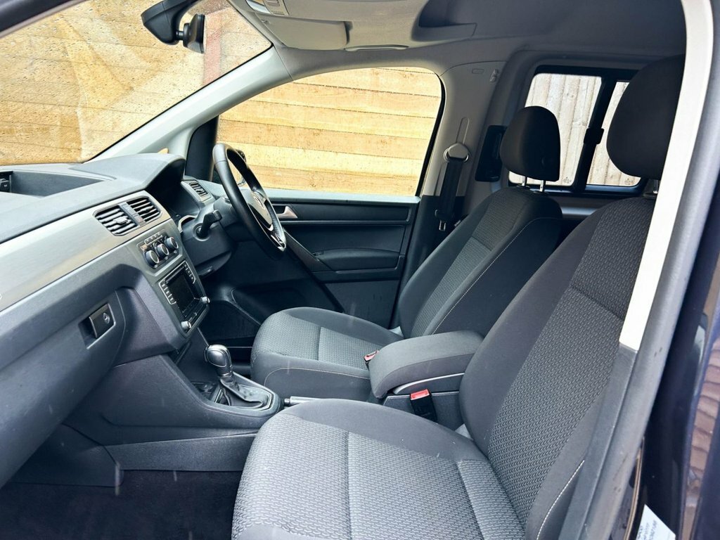 Volkswagen Caddy Maxi Life 2L Null Blue #21