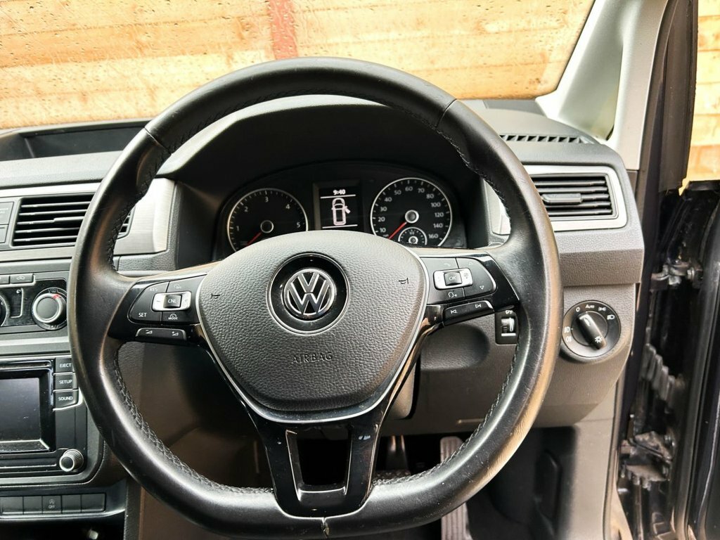 Volkswagen Caddy Maxi Life 2L Null Blue #25