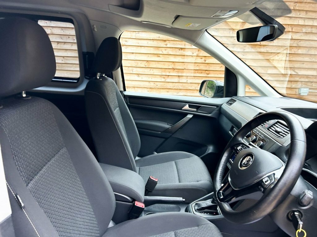 Volkswagen Caddy Maxi Life 2L Null Grey #17
