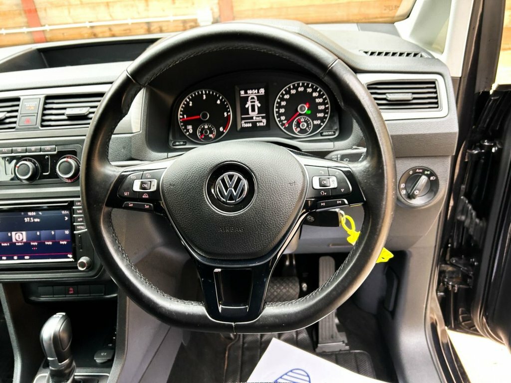 Volkswagen Caddy Maxi Life 2L Null Black #2