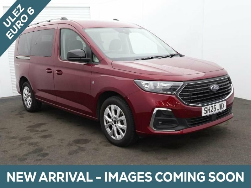 Ford Grand Tourneo Connect 2L Titanium Red