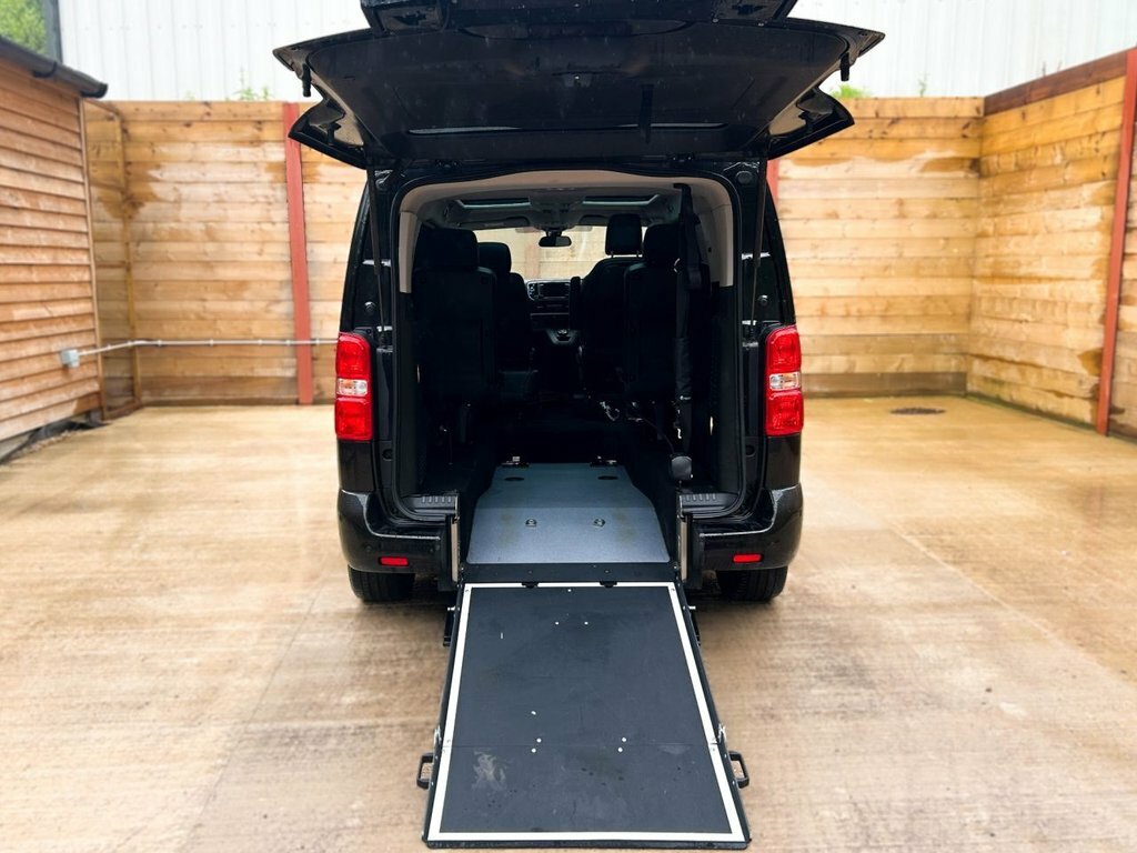 Citroen SpaceTourer Feel Grey #14