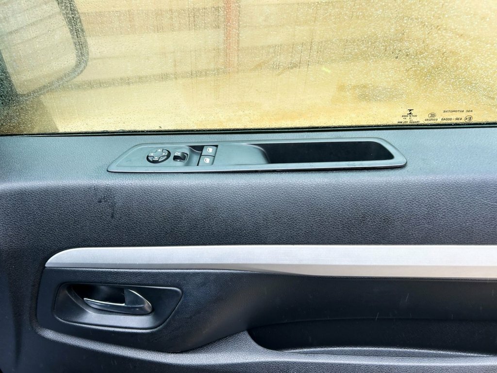 Citroen SpaceTourer Feel Grey #29