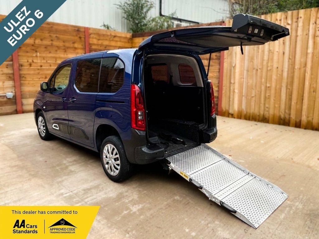 Citroen Berlingo 1.5L Feel Blue