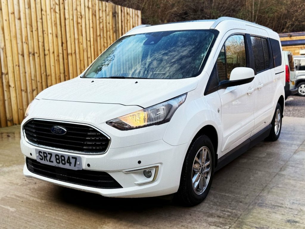 Ford Grand Tourneo Connect 1.5L Titanium White #3