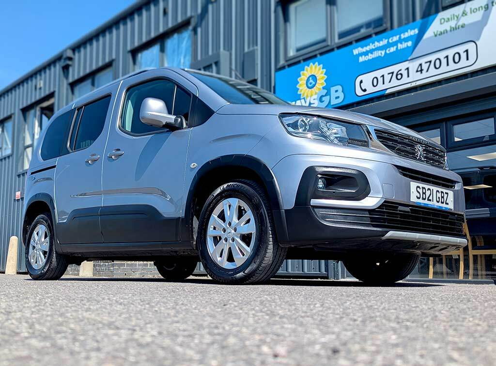 Peugeot Rifter 1.2 Puretech 130 Horizon Premium Wav  #2