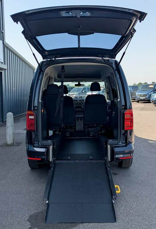 Volkswagen Caddy Life 2.0 Tdi Dsg Green #8