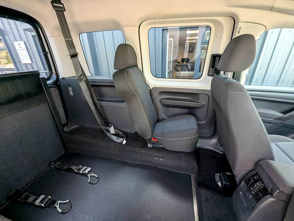 Volkswagen Caddy Life 2.0 Tdi Dsg Green #23
