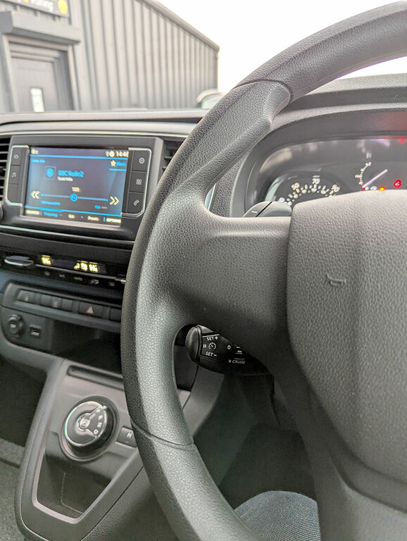 Peugeot Traveller Bluehdi Active Grey #14