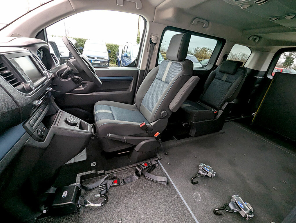 Peugeot Traveller Bluehdi Active Grey #13