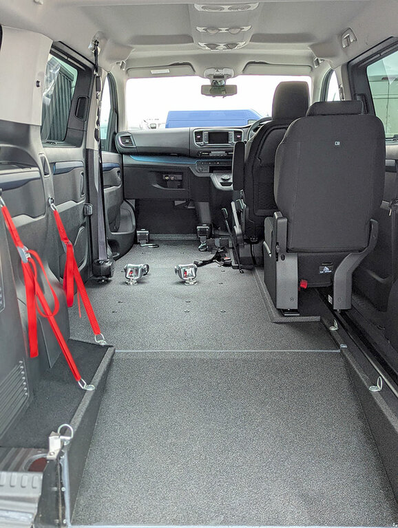 Peugeot Traveller Bluehdi Active Grey #21