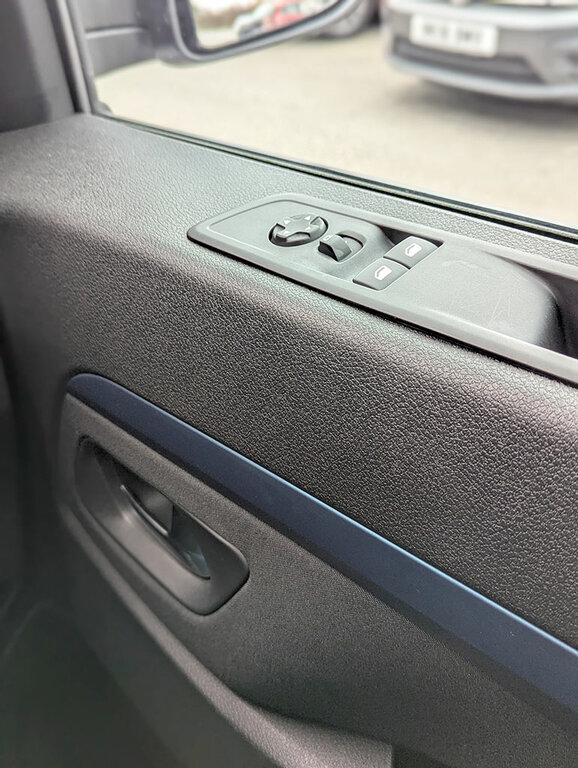 Peugeot Traveller Bluehdi Active Grey #20