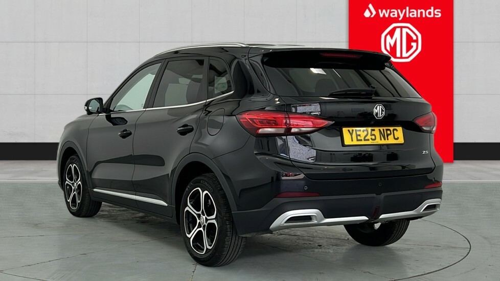 MG ZS 1.5 Se YE25NPC Black #2