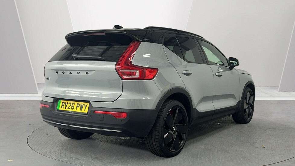Volvo EX40 185Kw Ext Range Plus Black Editon 78Kwh Grey #2
