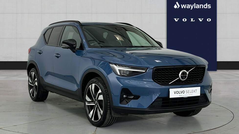 Volvo XC40 Ultimate, B4 Mild Hybrid, Dark Blue