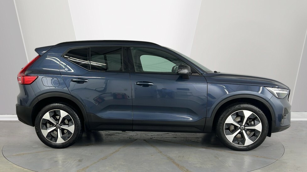 Volvo XC40 Plus, B4 Mild Hybrid, Dark RO75OPX Blue #3