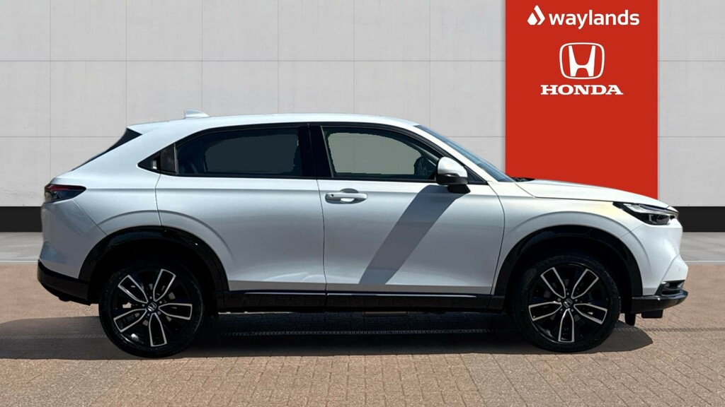 Honda Hr-V Honda Hr-v Hatchback 1.5 Ehev Advance Cvt WR23MKM White #5