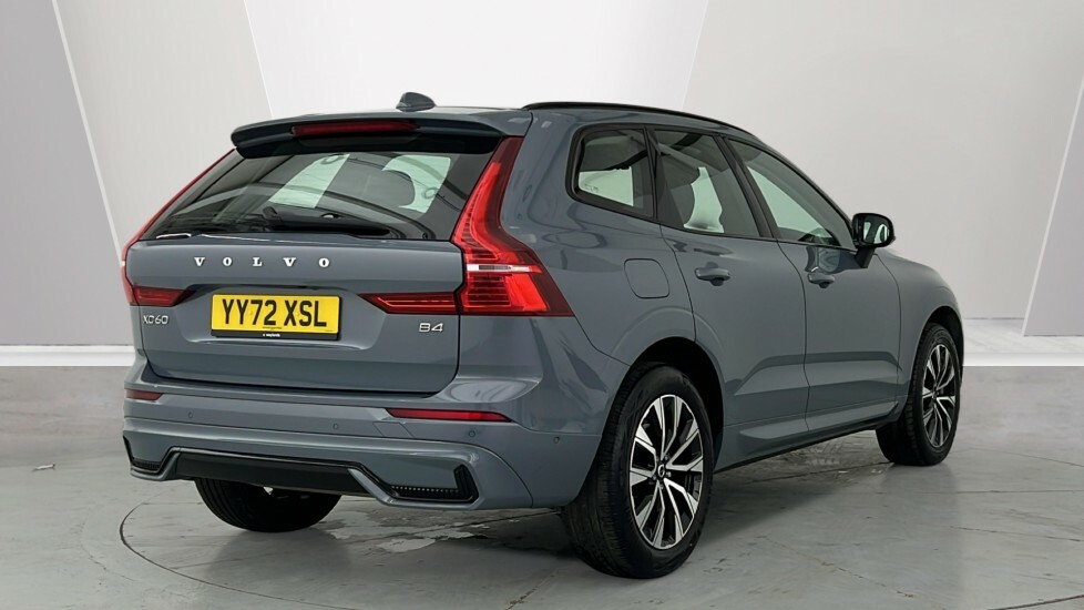 Volvo XC60 Plus, B4 Mild Hybrid, Dark YY72XSL Grey #2