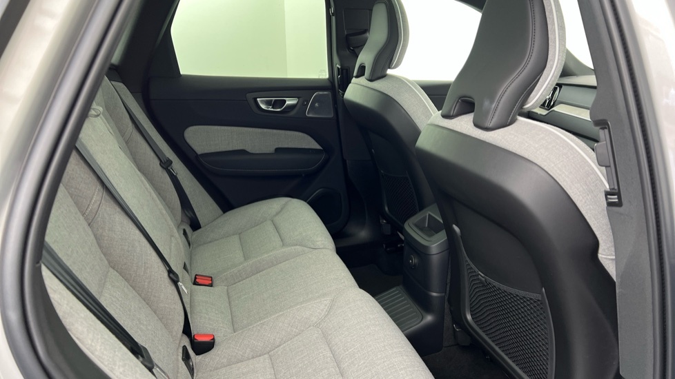 Volvo XC60 Recharge Ultimate, T8 Awd Plug-in Hybrid, CV73KZT Silver #6