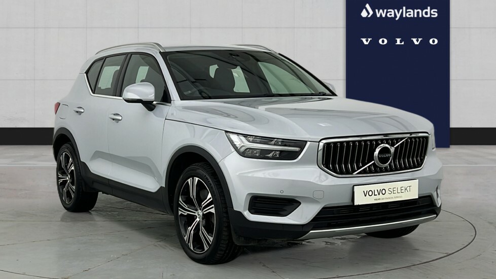 Volvo XC40 Recharge Inscription, T5 Plug-in Hybrid NK22GNJ Silver