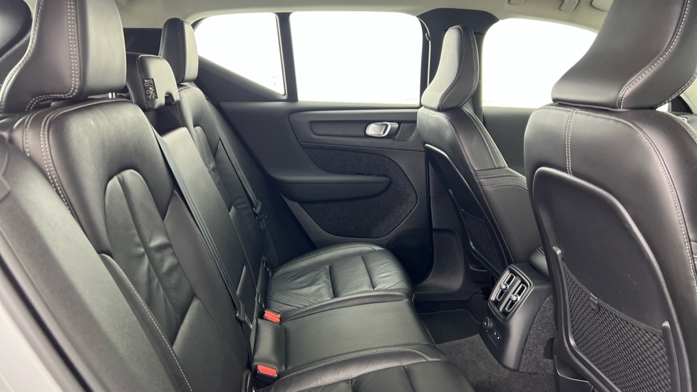 Volvo XC40 Recharge Inscription, T5 Plug-in Hybrid NK22GNJ Silver #6