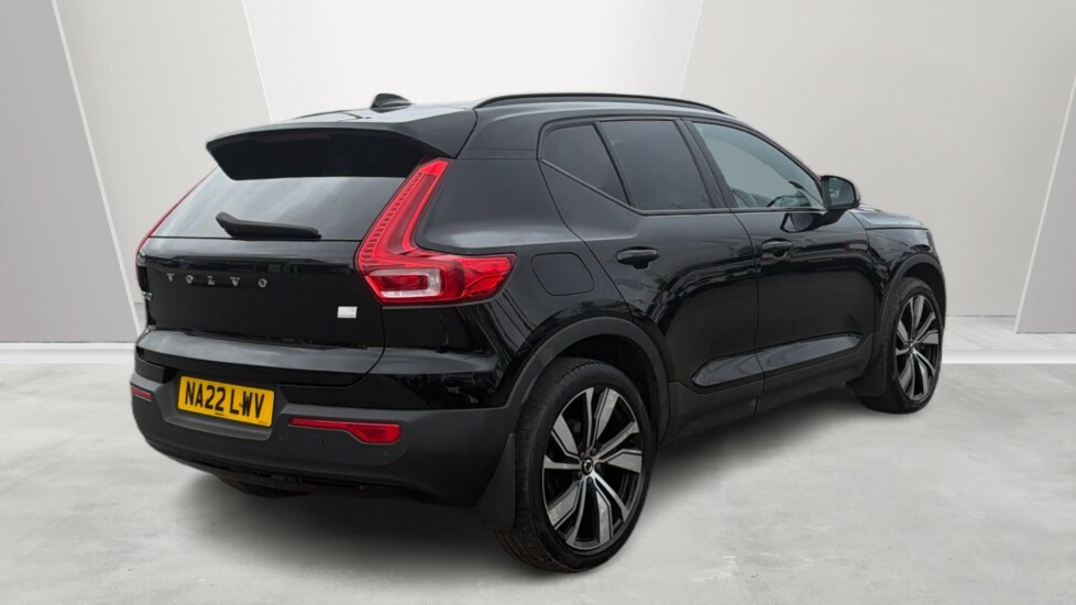 Volvo XC40 Recharge R-design Pro, T5 Plug-in Hybrid NA22LWV Black #2