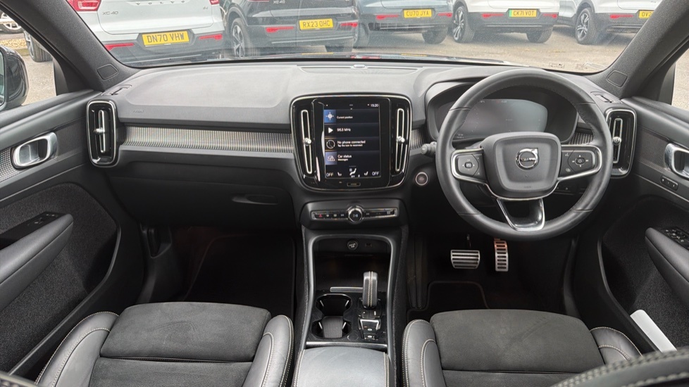 Volvo XC40 Recharge R-design Pro, T5 Plug-in Hybrid NA22LWV Black #5