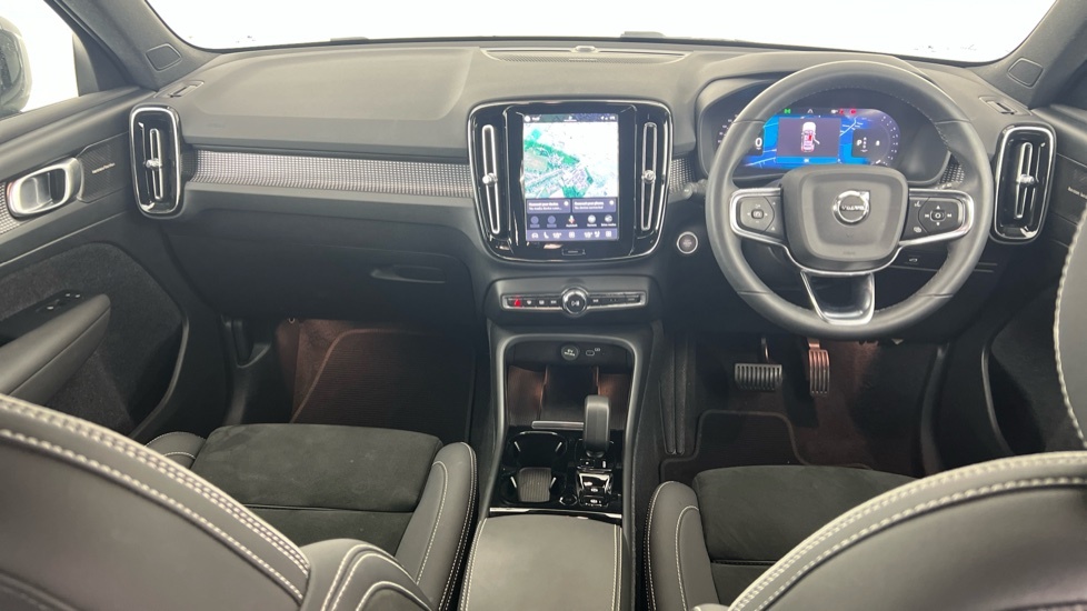 Volvo XC40 Ultimate, B4 Mild Hybrid, Dark OU72KVL Grey #5