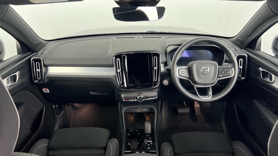 Volvo XC40 Plus, B4 Mild Hybrid, Dark RF25LXP Silver #5