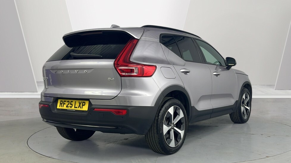 Volvo XC40 Plus, B4 Mild Hybrid, Dark RF25LXP Silver #2