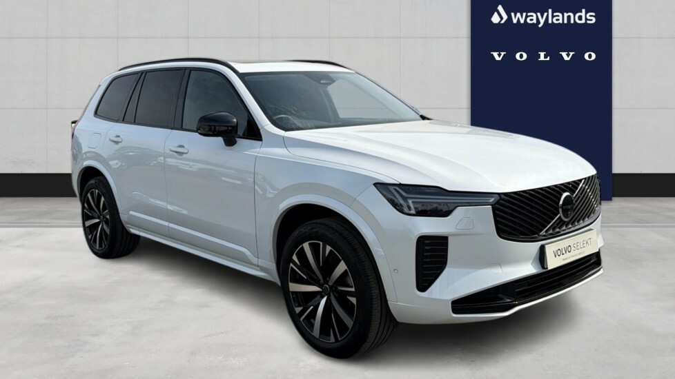 Volvo XC90 Plus, T8 Awd Plug-in Hybrid, Dark RO75UHD White