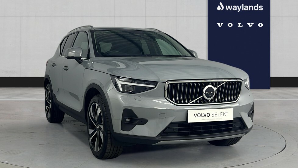 Volvo XC40 Ultra, B4 Mild Hybrid, Bright Grey