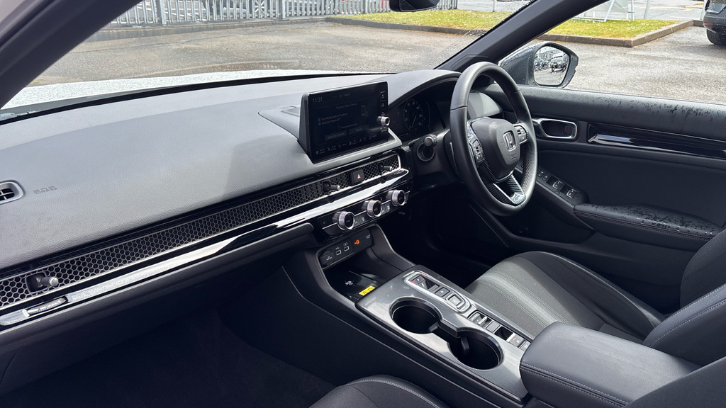 Honda Civic Honda Civic 2.0 Ehev Sport Cvt Hatchback DV23WNF White #2