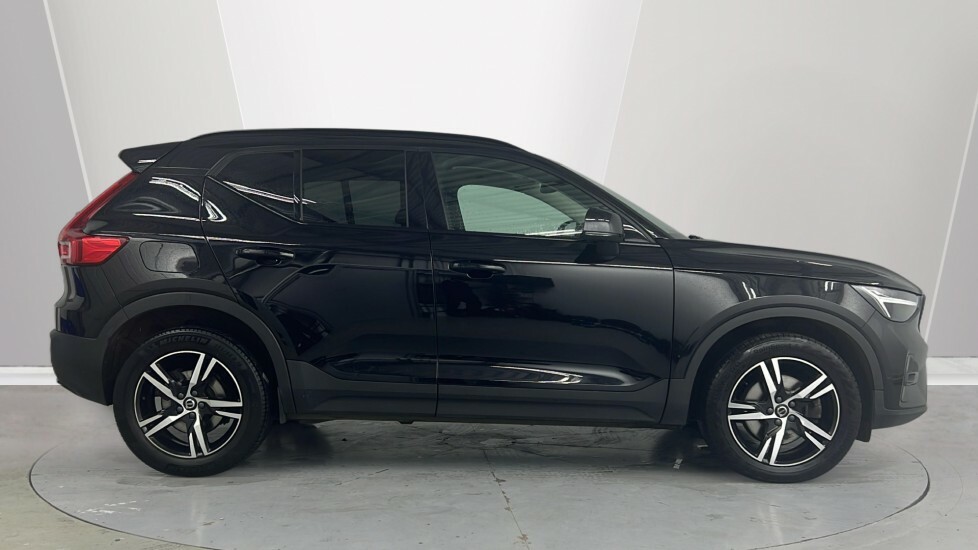 Volvo XC40 Plus, B3 Mild Hybrid, Dark OE23HNZ #3