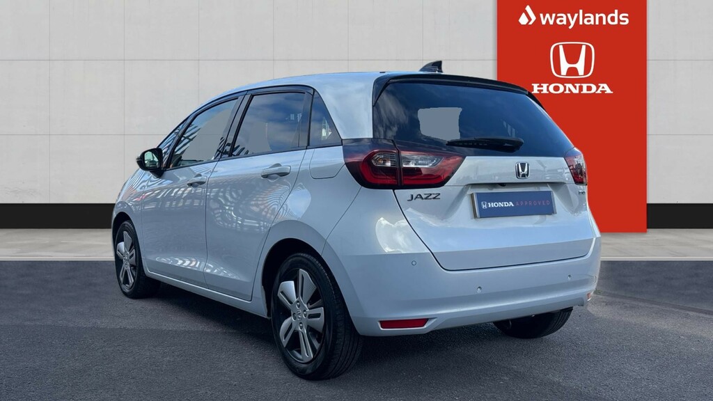 Honda Jazz Honda Jazz Ex 1.5Ha I-mmd Cvt CK72MKM White #3