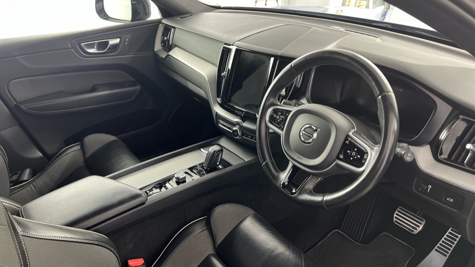 Volvo XC60 R-design, B4 Mild Hybrid WG21ZNE Blue #4