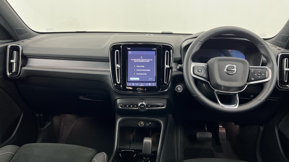 Volvo XC40 Plus, B4 Mild Hybrid, Dark RF25GZJ Grey #5