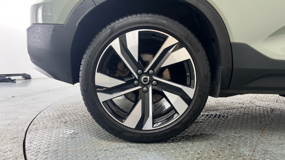Volvo XC40 2.0 B3p Plus Dark  #9