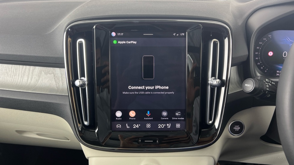 Volvo XC40 2.0 B3p Plus Dark  #38