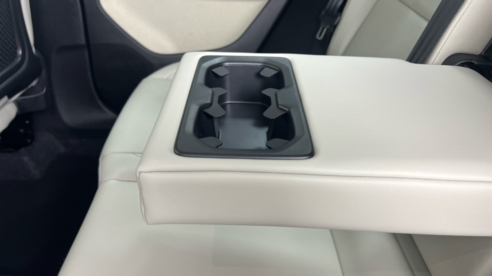 Volvo XC40 2.0 B3p Plus Dark  #32