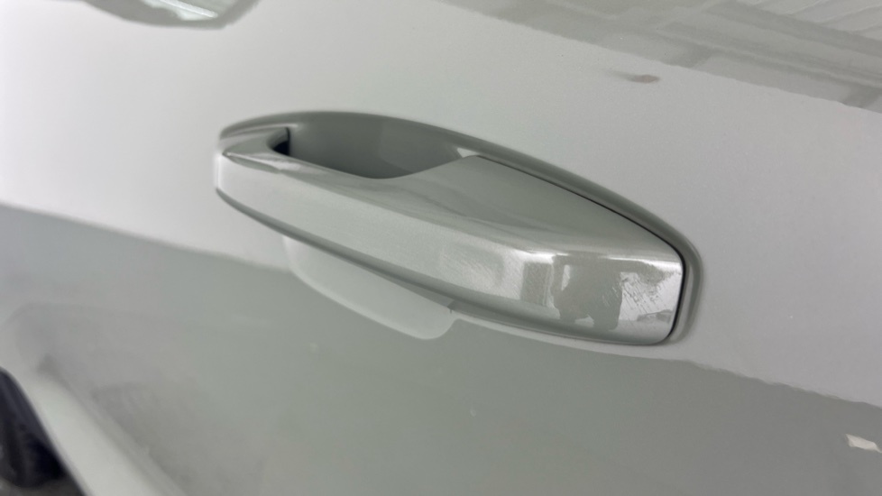 Volvo XC40 2.0 B3p Plus Dark  #48