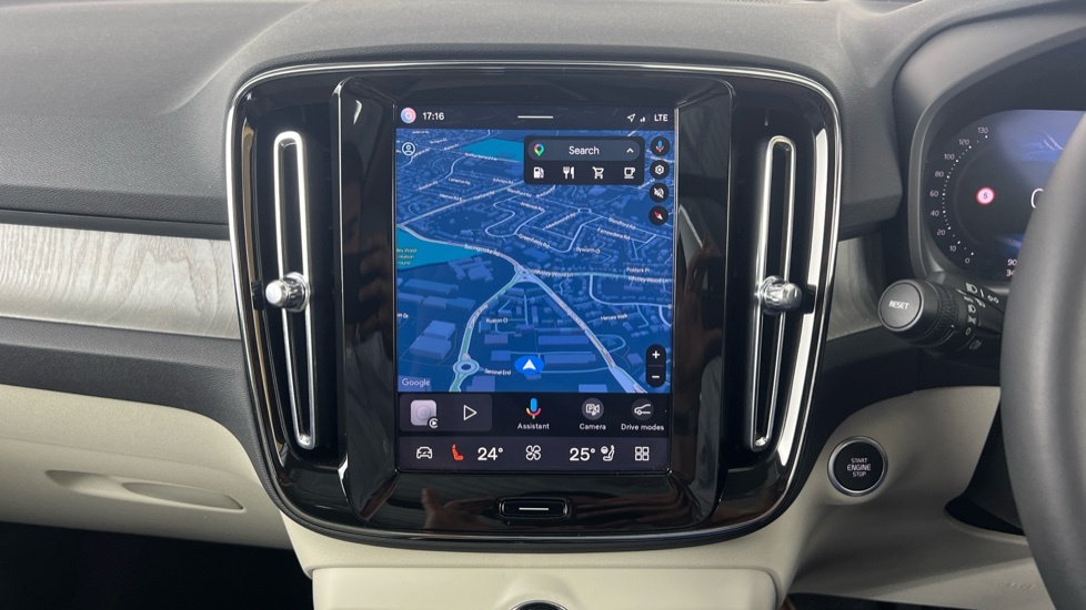 Volvo XC40 2.0 B3p Plus Dark  #16