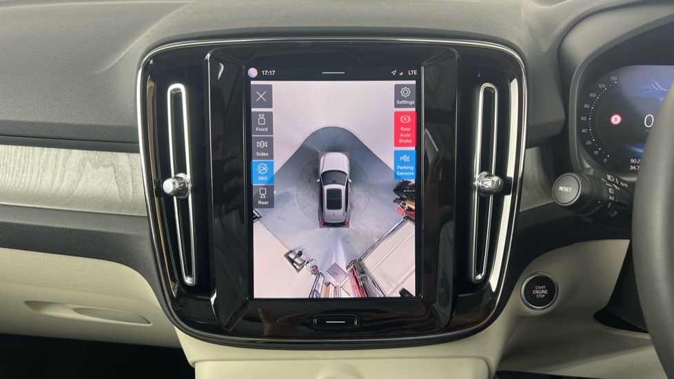 Volvo XC40 2.0 B3p Plus Dark  #17