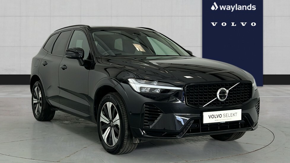 Volvo XC60 Plus, T6 Awd Plug-in Hybrid, Dark Black