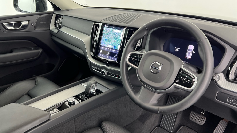 Volvo XC60 Plus, T6 Awd Plug-in Hybrid, Dark RO25LTU Black #4