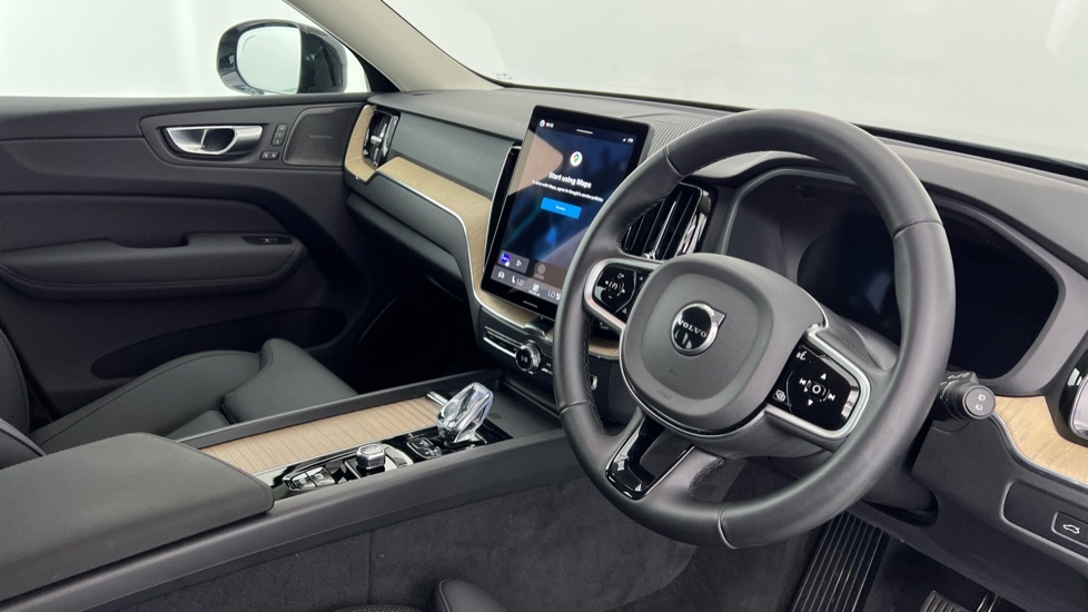 Volvo XC60 Plus, T6 Awd Plug-in Hybrid, Dark RV75SFJ Green #4