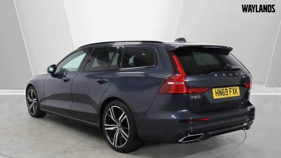 Volvo V60 T5 R-design Plus Sunroof, 360 Camera, Adapti Grey #2