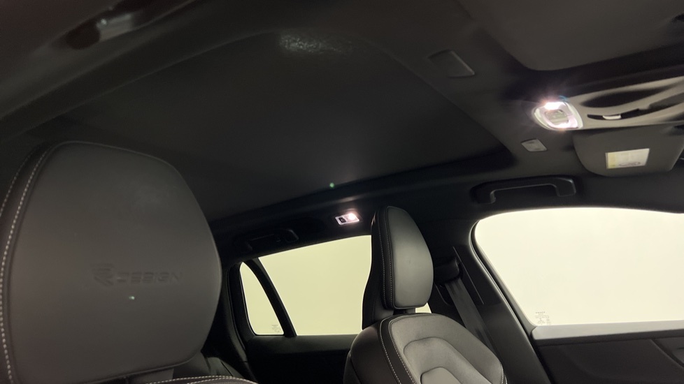 Volvo V60 D4 Awd Plus Red #31